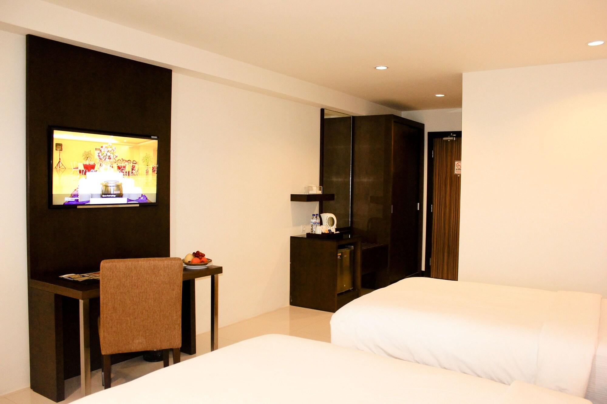 Grand Asia Hotel Макасар Екстер'єр фото