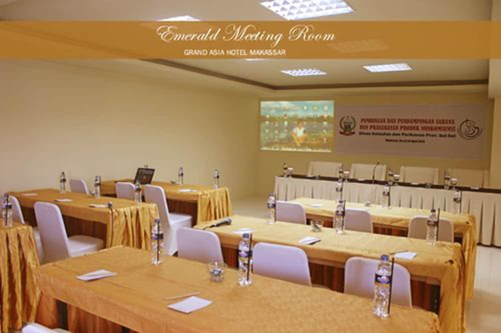Grand Asia Hotel Макасар Екстер'єр фото
